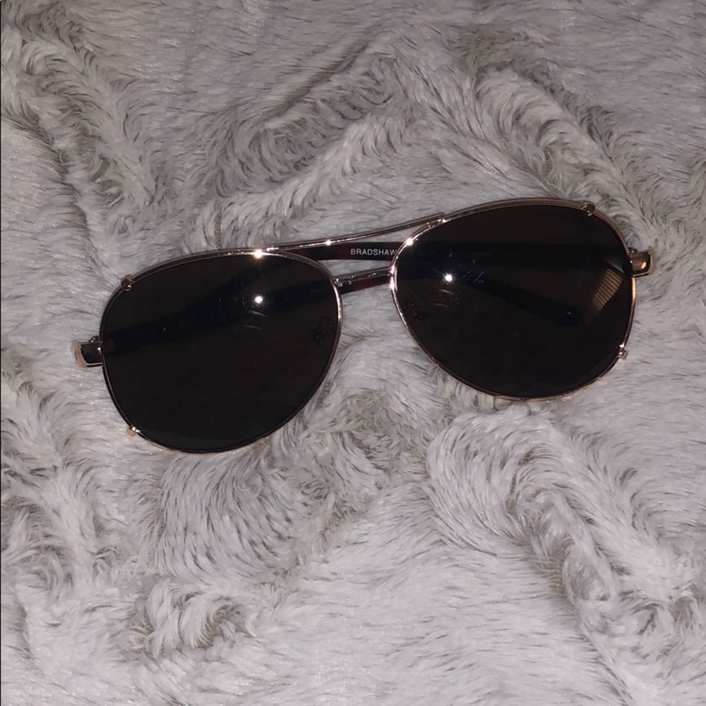 Tommy Hilfiger Aviator Sunglasses